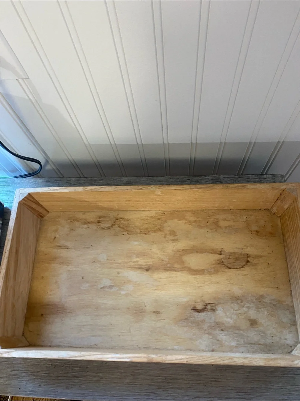 N/A light wooden